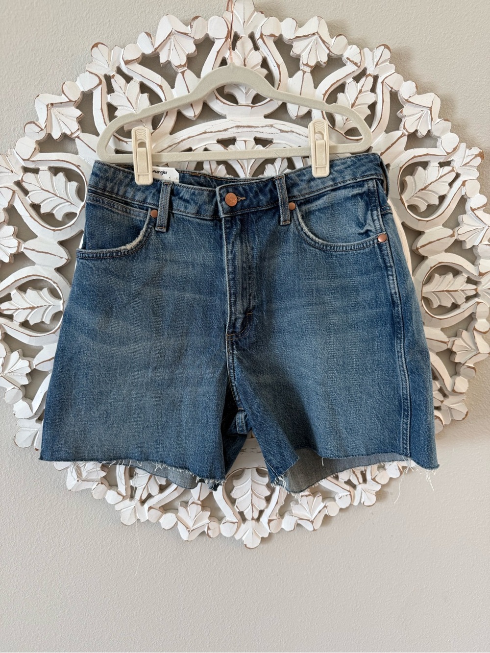 Wrangler Classic High-Rise Cowboy Denim Jorts in Medium Blue Wash NWT SHORTS 30